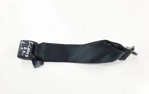 Suzuki SX4 S-Cross Rear seatbelt buckle P204