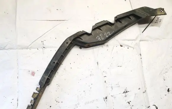 Skoda Octavia Mk2 (1Z) Front bumper mounting bracket 1z0807183b