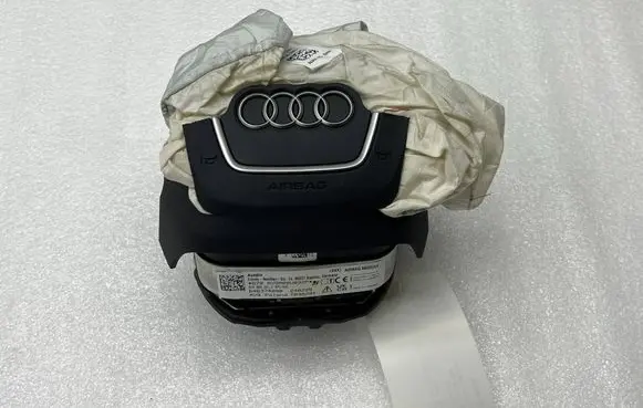 Audi A3 8Y Steering wheel airbag 8Y0880201K