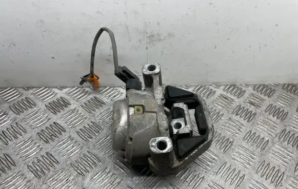 Audi A6 S6 C7 4G Engine mount bracket