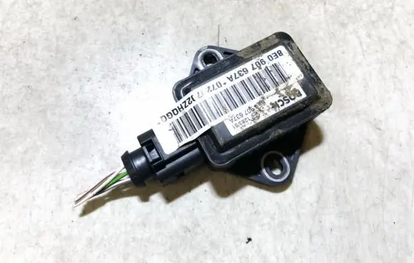 Volkswagen Phaeton ESP acceleration yaw rate sensor 8e0907637a
