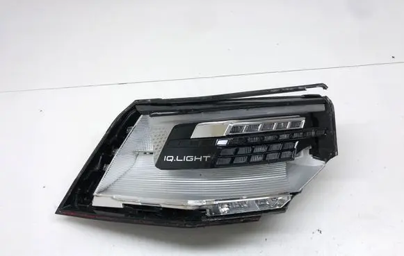 Volkswagen Golf VIII Rear/tail lights set 5H0945207A 81990101