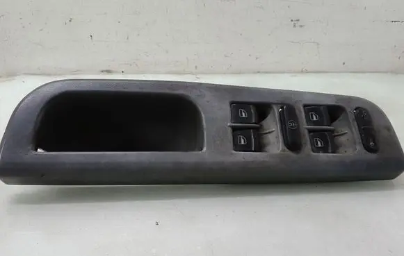 Skoda Octavia Mk1 (1U) Electric window control switch 1U4959857