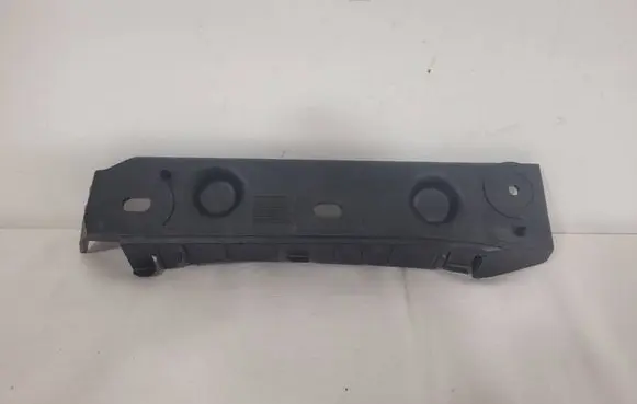 Audi A6 S6 C5 4B Front bumper mounting bracket 4B3807284