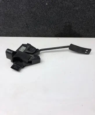 Opel Zafira A Accelerator throttle pedal 90581216