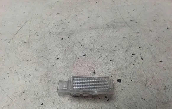Audi Q7 4L Other interior light 8D0947411B
