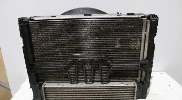 BMW X1 E84 Coolant radiator 