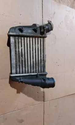 Audi A4 S4 B6 8E 8H Intercooler radiator 8E0145806C