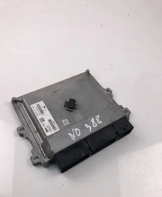 Renault Clio III Engine control unit/module ECU 237109221R 237105499R