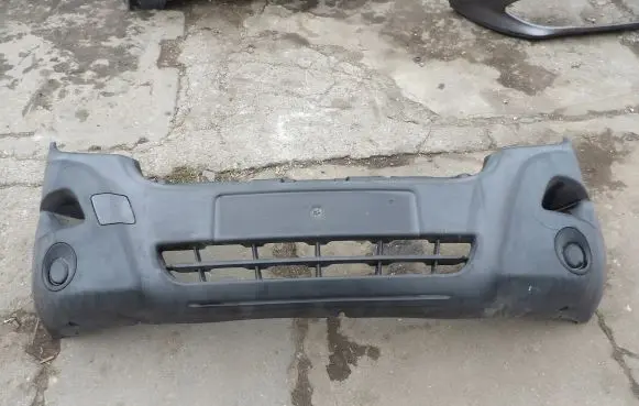 Renault Master III Front bumper