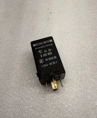 BMW 5 E39 Other relay 8365960 05065000