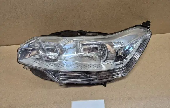 Citroen C5 Headlight/headlamp 9684845580