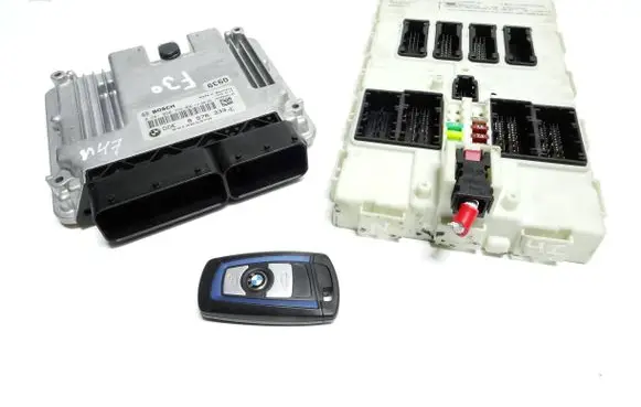 BMW 3 F30 F35 F31 Engine ECU kit and lock set 8576333 0281030326 031283378