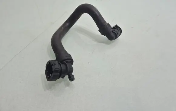 Peugeot 2008 I Engine coolant pipe/hose 