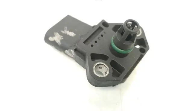 Volkswagen Golf I Intake air temperature sensor 038906051B 0281002399