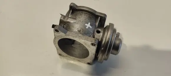 Volkswagen Phaeton EGR valve 07Z131501A 08432224