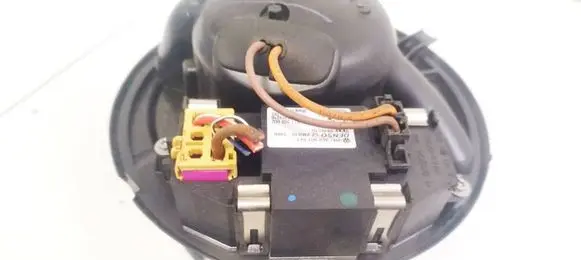 Volkswagen PASSAT B6 Heater blower motor/fan resistor 3C0907521 2468105380
