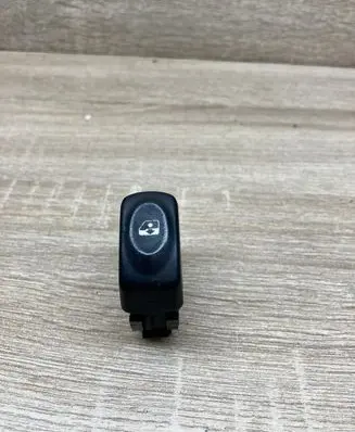 Renault Clio II Electric window control switch 429998K
