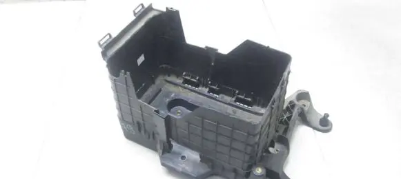 Audi Q3 8U Battery box tray 3C0915335
