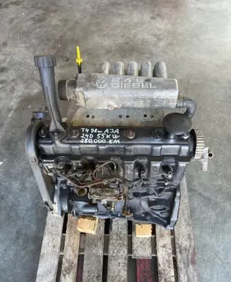 Volkswagen Transporter - Caravelle T4 Engine AJA