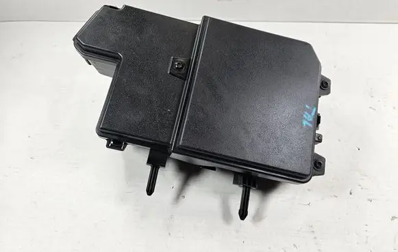 Renault Talisman Fuse box set 284B51057R