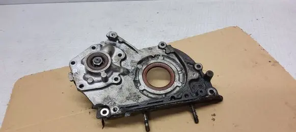 Opel Zafira B Oil pump 