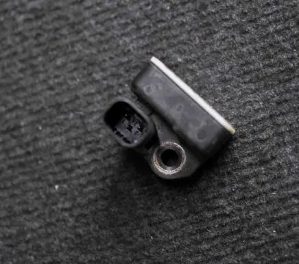 Volkswagen Touareg II Acceleration sensor 7P0907508