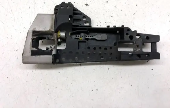 Front door exterior handle/bracket