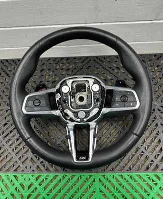 BMW X1 U11 Steering wheel