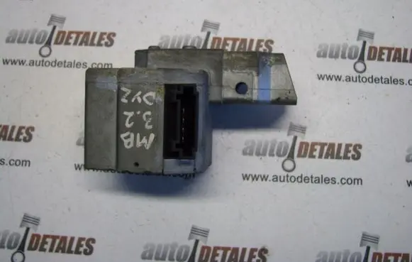 Mercedes-Benz E W210 Steering wheel lock 