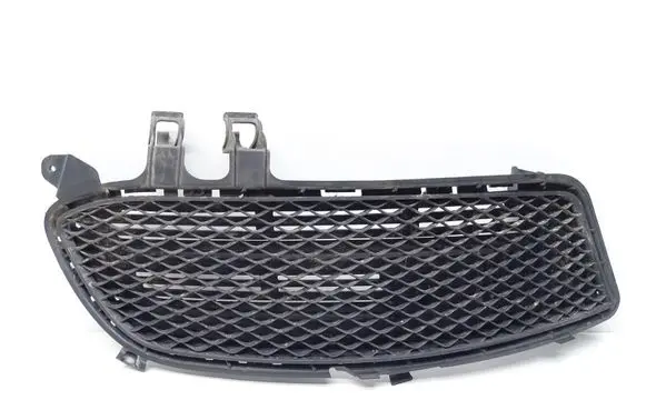 Mercedes-Benz A W176 Front bumper lower grill A1768851522