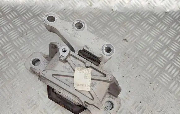 Ford Kuga III Engine mount vacuum valve LX616F012CB