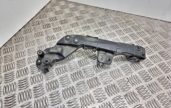 Mercedes-Benz E W212 Other engine bay part A2125462280