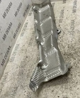 Porsche Macan (95B) Heat shield in engine bay 95B825757B