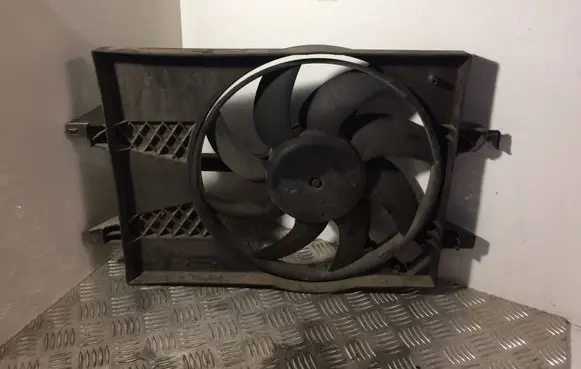 Ford Fiesta Electric radiator cooling fan 8240367