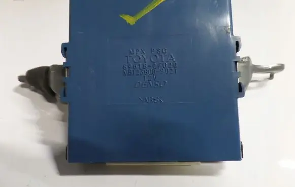 Toyota Corolla Verso AR10 Gateway control module 896180F020VERSO