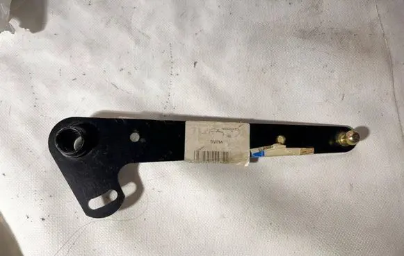 Mercedes-Benz G W461 W463 1st Gen Brake power pressure regulator 4604300023