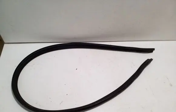 Iveco Daily 6th gen Engine compartment rubber 