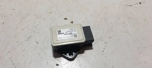 Opel Meriva B ESP acceleration yaw rate sensor 13267138 0265005748 7038985