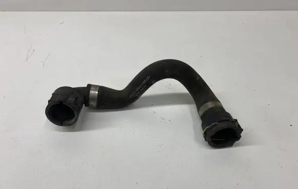 BMW i4 Electric car engine cooling hoses/pipes 8475697