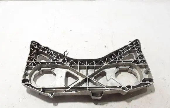 Polestar 2 Engine mounting bracket 31686305