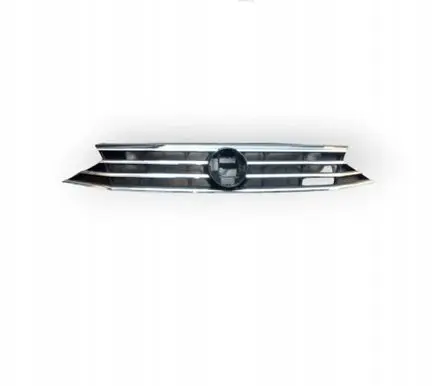 Volkswagen PASSAT B8 Front bumper upper radiator grill 3G0853653K