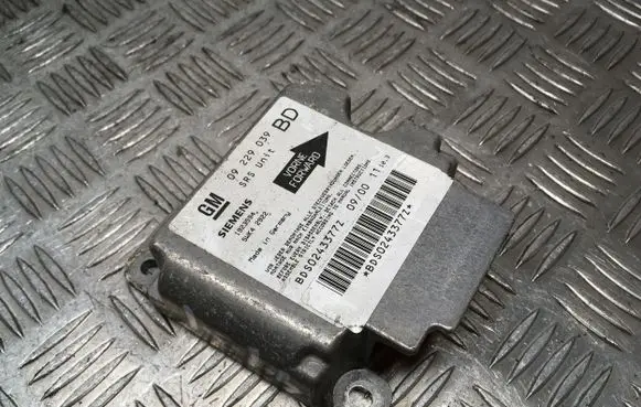 Opel Vectra B Airbag control unit/module 09229039 BDS0243377Z