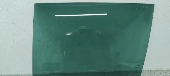 Volkswagen Golf VII Rear door window glass 5G6845025A