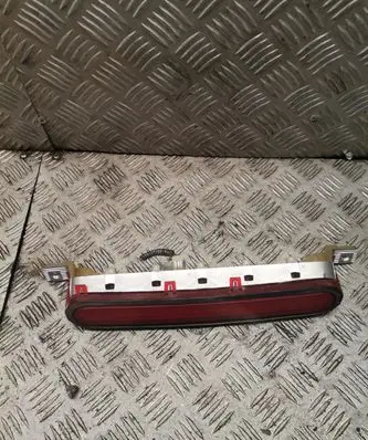 Toyota Corolla Verso AR10 Third/center stoplight 815700f011