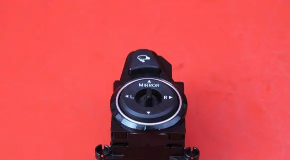 Hyundai i40 Mirror heating switch 39R480-1230