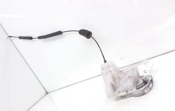 Mazda 5 Sliding door lock 