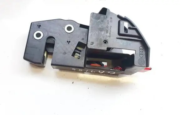 Volkswagen Golf V Seat back rest lock catch 1k0885682e