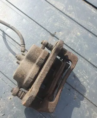Hyundai Santa Fe Front brake caliper