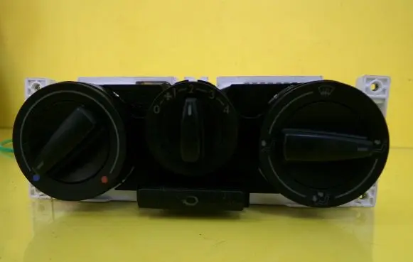 Volkswagen Golf IV Interior fan control switch 1J0819045F